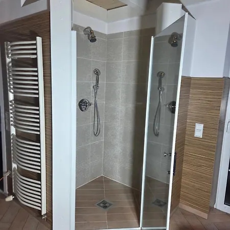 Rosi شقة St. Ulrich (Klagenfurt-Land)